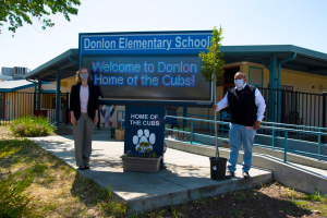 Lucky California Store Manager Donation Trees for Earth Day to Donlon Elementary
